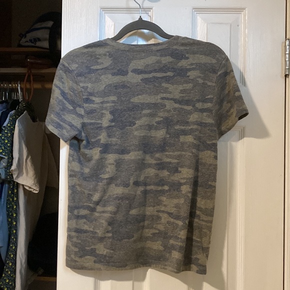 Camo tee shirt - Picture 2 of 3